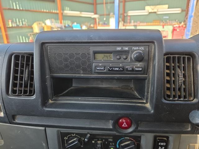 ミニキャブトラック ＶＸ－ＳＥ　５ＭＴ　４ＷＤ　ＨｉＬＯ切り替え　Ａ／Ｃ　パワステ（17枚目）