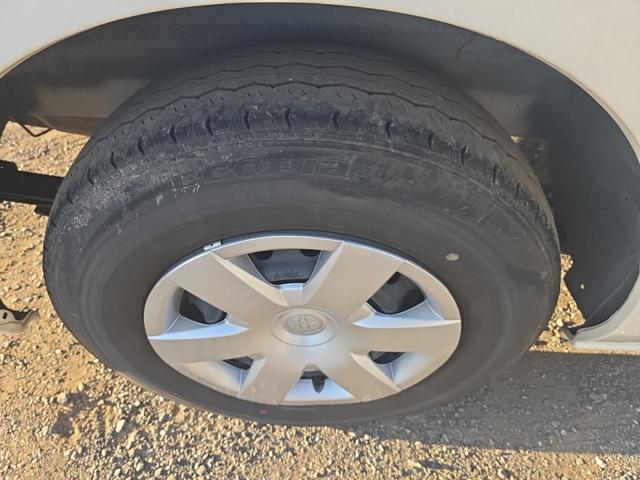 ハイエースバン ＤＸ　３（６）人乗り　ディーゼル　ＬＥＤヘッドライトユニット　純正フルセグナビ　Ｂｌｕｅｔｏｏｔｈオーディオ　バックカメラ　ＥＴＣ　ＴｏｙｏｔａＳａｆｅｔｙＳｅｎｃｅ　オートライト　オートハイビーム（45枚目）