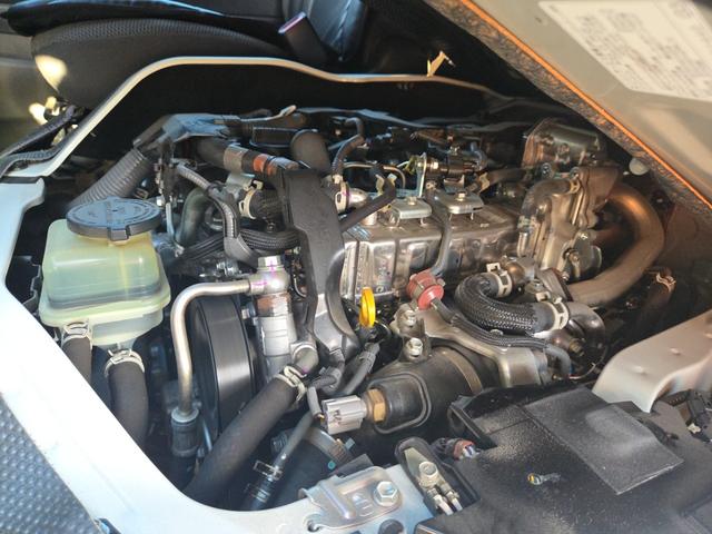 ハイエースバン ＤＸ　３（６）人乗り　ディーゼル　ＬＥＤヘッドライトユニット　純正フルセグナビ　Ｂｌｕｅｔｏｏｔｈオーディオ　バックカメラ　ＥＴＣ　ＴｏｙｏｔａＳａｆｅｔｙＳｅｎｃｅ　オートライト　オートハイビーム（48枚目）