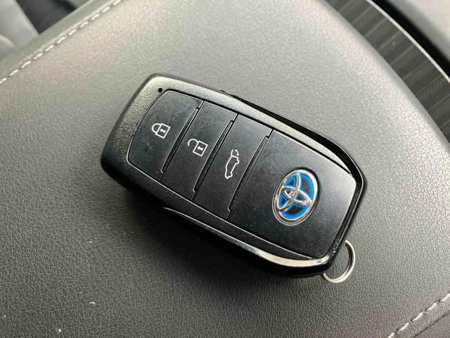 ハリアーハイブリッド Ｇ　ＥＴＣ　バックカメラ　クリアランスソナー　オートクルーズコントロール　レーンアシスト　パワーシート　衝突被害軽減システム　ナビ　ＴＶ　オートマチックハイビーム　オートライト　ＬＥＤヘッドランプ（12枚目）