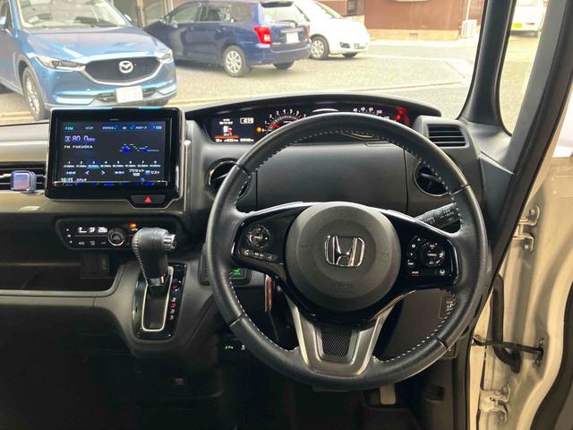 Ｎ－ＢＯＸカスタム Ｌターボ　スタイル＋ブラック　ドライブレコーダー　ＥＴＣ　バックカメラ　サイドカメラ　両側電動スライドドア　ナビＴＶ　ＭＤＶ－Ｓ７０８Ｌ　クリアランスソナー　オートクルーズコントロール　レーンアシスト　衝突被害軽減システム（3枚目）