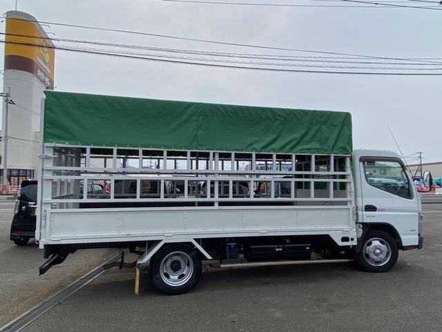 家畜運搬車 ウインチ付 新品幌 三方開 荷台内寸 長438 幅186 最大積載量3000kg NOx・PM適合車 バックカメラ ABS 運転席エアバック(14枚目)