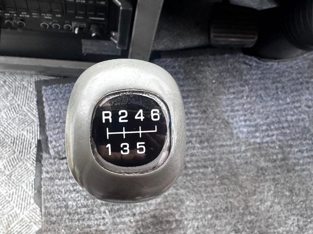 エアロミディ 　ディーゼル車　６速マニュアル車　エアサス　温蔵庫　リクライニングシート　ＥＴＣ　エアコン　換気扇　電動開閉スライドドア　バックモニター（17枚目）