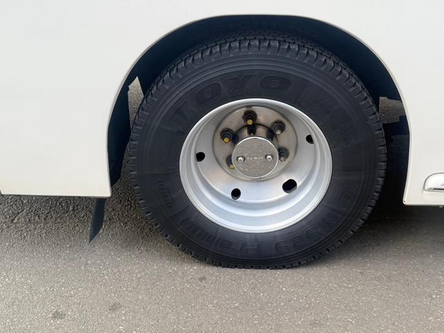 MF08・社外新品ジャンク・サイドエアロ・サイドスポイラー・白