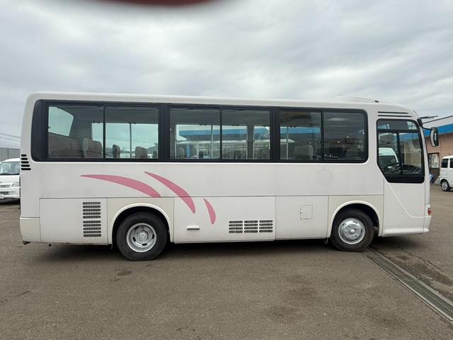 リエッセ 　マイクロバス　ディーゼル車　５速マニュアル車（30枚目）