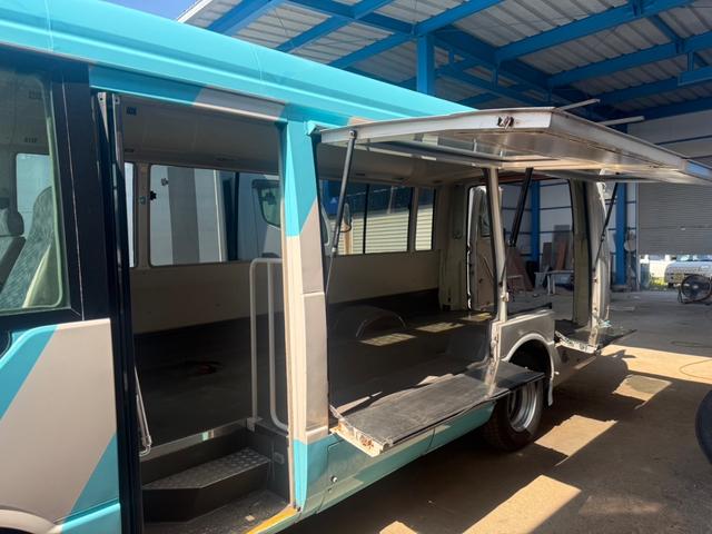 ローザ 　キッチンカー　事務室車　キャンピングカー　マニュアル車　折戸　ドライブレコーダー　観音開きサイドドアオープン　走行距離６７３００ｋｍ（32枚目）