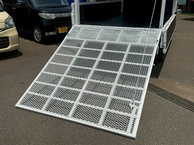 キャンター 　家畜運搬車　ディーゼル車　鉄板張り　マニュアル車　新品ウインチ　新品ホロ　三方開　ＥＴＣ（37枚目）