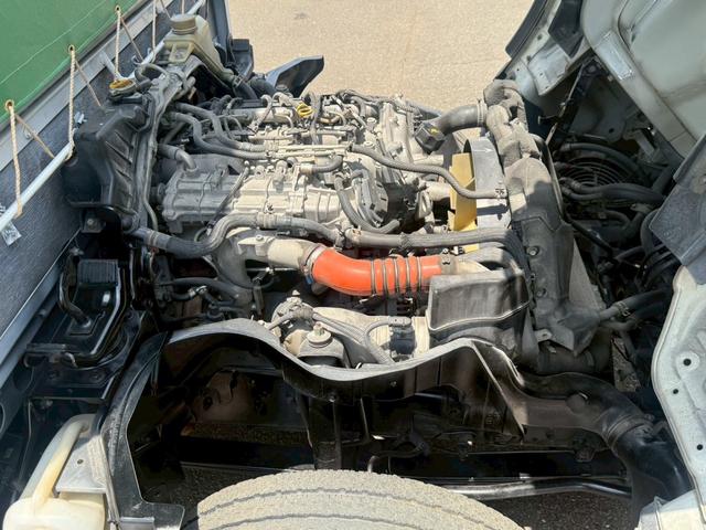 キャンター 　家畜運搬車　ディーゼル車　鉄板張り　マニュアル車　新品ウインチ　新品ホロ　三方開　ＥＴＣ（51枚目）