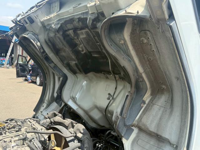 キャンター 　家畜運搬車　ディーゼル車　鉄板張り　マニュアル車　新品ウインチ　新品ホロ　三方開　ＥＴＣ（52枚目）