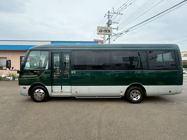 ローザ 　２９人乗り　ディーゼル車　オートスイングドア　オートステップ　オートマ車　ヘッドライトレベライザー　エアコン　パワーウィンドウ　リクライニングシート（4枚目）