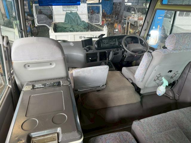 リエッセII 　オートマ車　リクライニングシート　冷蔵庫　ドライブレコーダー　２９人乗り　ディーゼル車　マイクロバス　バックカメラ（26枚目）