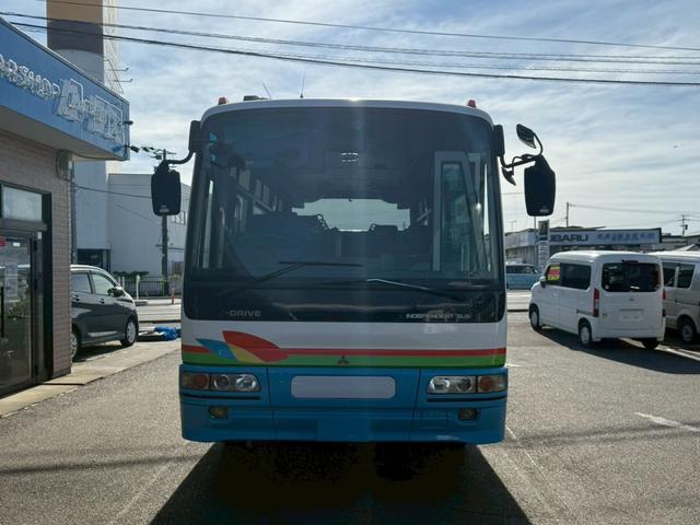 エアロミディ 　マニュアル車　ドライブレコーダー　バックモニター　２７人乗り　片側トランク　ディーゼル車　オートスイングドア（2枚目）