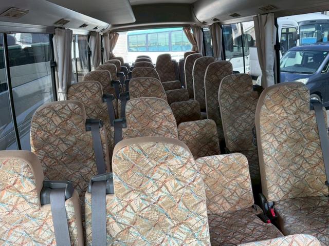 ローザ 　マイクロバス　左側オートスイングドア　オートマ車　２８人乗り　ディーゼル車　冷蔵庫付き　リクライニングシート　ナビ（36枚目）