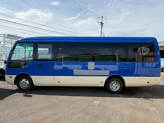 ローザ 　マイクロバス　左側オートスイングドア　オートマ車　２８人乗り　ディーゼル車　冷蔵庫付き　リクライニングシート　ナビ（44枚目）