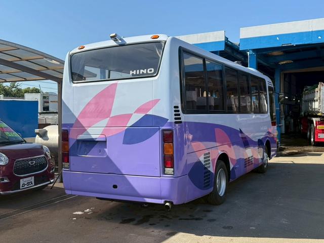 リエッセ スーパーツーリングターボ バス 29人乗り フロアオートマ スイングドア リクライニングシート バックモニター 冷蔵庫(10枚目)