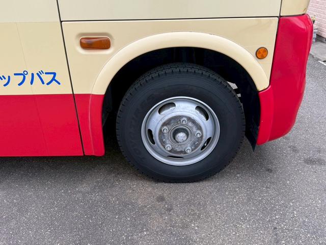 ポンチョ ベース車 19年式・11人乗りバス・ベース車・スイングドア・5速マニュアル車(9枚目)