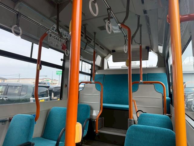 ポンチョ ベース車 19年式・11人乗りバス・ベース車・スイングドア・5速マニュアル車(10枚目)