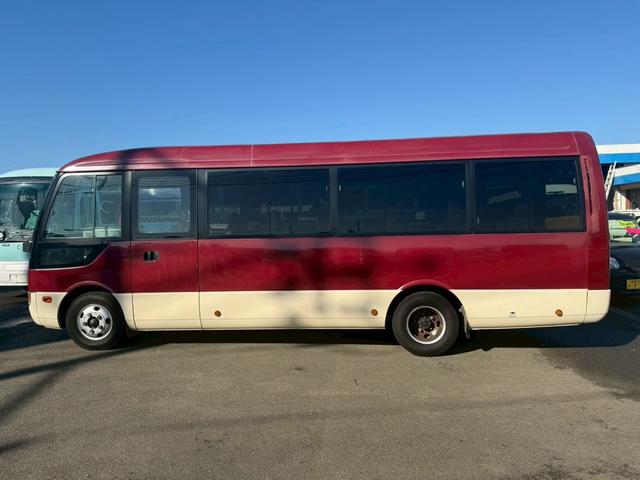 ローザ 　２９人乗りマイクロバス　オートマ車・スイングドア・リクライニングシート・ＥＴＣ・バックモニター・冷蔵庫・ナビ・ＴＶ（4枚目）