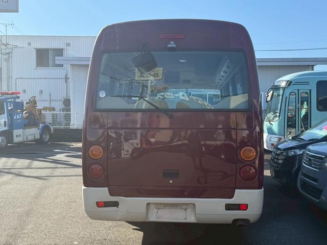 ローザ 　２９人乗りマイクロバス　オートマ車・スイングドア・リクライニングシート・ＥＴＣ・バックモニター・冷蔵庫・ナビ・ＴＶ（9枚目）