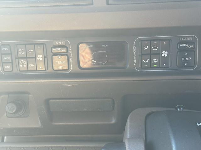 ローザ 　２９人乗りマイクロバス　オートマ車・スイングドア・リクライニングシート・ＥＴＣ・バックモニター・冷蔵庫・ナビ・ＴＶ（24枚目）