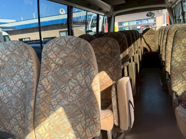 ローザ 　２９人乗りマイクロバス　オートマ車・スイングドア・リクライニングシート・ＥＴＣ・バックモニター・冷蔵庫・ナビ・ＴＶ（37枚目）