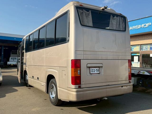 メルファ 　２９人乗り・６速マニュアル車・エンジンアンダーフロア・スイングドア・リクライニングシート・ドライブレコーダー・ナビ・バックモニター（7枚目）