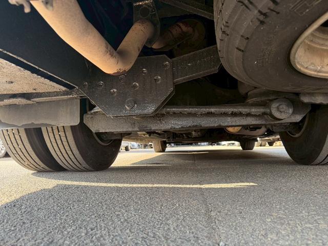 メルファ 　２９人乗り・６速マニュアル車・エンジンアンダーフロア・スイングドア・リクライニングシート・ドライブレコーダー・ナビ・バックモニター（8枚目）