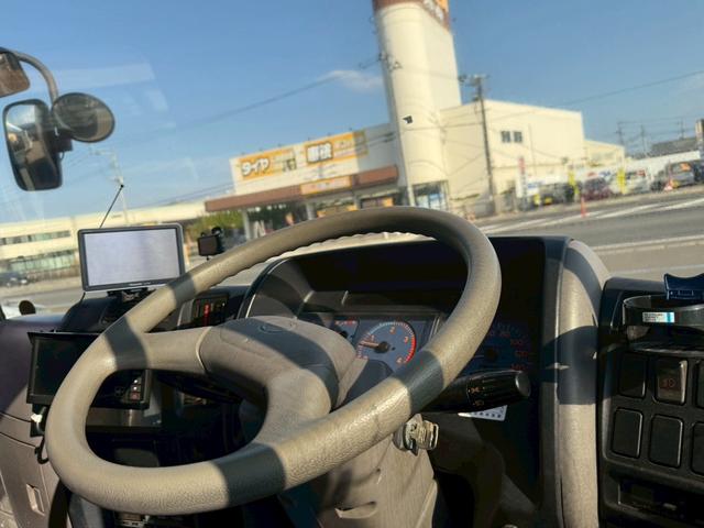 メルファ 　２９人乗り・６速マニュアル車・エンジンアンダーフロア・スイングドア・リクライニングシート・ドライブレコーダー・ナビ・バックモニター（14枚目）