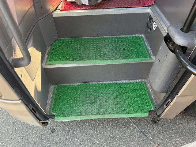 メルファ 　２９人乗り・６速マニュアル車・エンジンアンダーフロア・スイングドア・リクライニングシート・ドライブレコーダー・ナビ・バックモニター（15枚目）