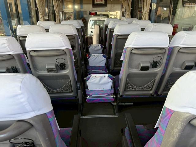 メルファ 　２９人乗り・６速マニュアル車・エンジンアンダーフロア・スイングドア・リクライニングシート・ドライブレコーダー・ナビ・バックモニター（19枚目）