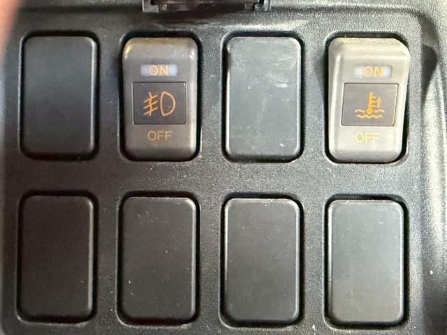 メルファ 　２９人乗り・６速マニュアル車・エンジンアンダーフロア・スイングドア・リクライニングシート・ドライブレコーダー・ナビ・バックモニター（26枚目）