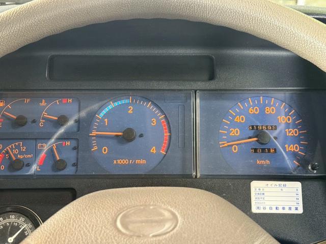 メルファ 　２９人乗り・６速マニュアル車・エンジンアンダーフロア・スイングドア・リクライニングシート・ドライブレコーダー・ナビ・バックモニター（33枚目）