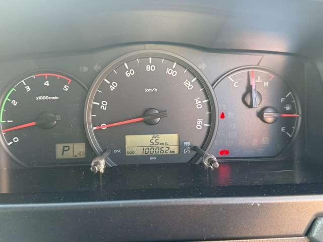 リエッセII ＧＸ　２８人乗り・自動スイングドア・オートマ・冷蔵庫・オートエアコン・ＥＴＣ・バックモニター・バックカメラ・ナビゲーション（6枚目）