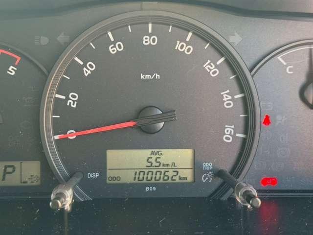 リエッセII ＧＸ　２８人乗り・自動スイングドア・オートマ・冷蔵庫・オートエアコン・ＥＴＣ・バックモニター・バックカメラ・ナビゲーション（7枚目）