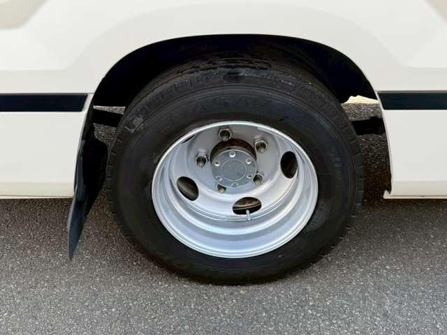 リエッセII ＧＸ　２８人乗り・自動スイングドア・オートマ・冷蔵庫・オートエアコン・ＥＴＣ・バックモニター・バックカメラ・ナビゲーション（47枚目）