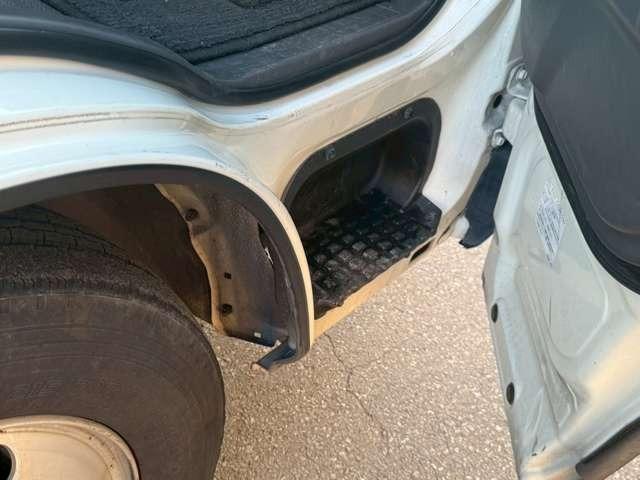 リエッセII ＧＸ　２８人乗り・自動スイングドア・オートマ・冷蔵庫・オートエアコン・ＥＴＣ・バックモニター・バックカメラ・ナビゲーション（53枚目）