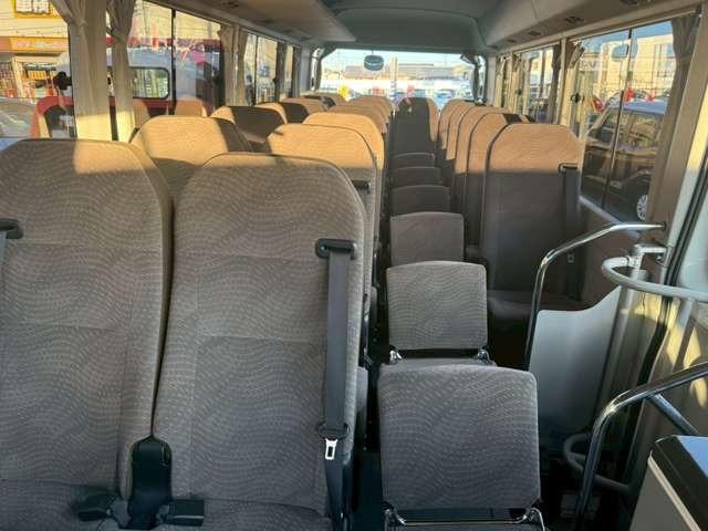 リエッセII ＧＸ　２８人乗り・自動スイングドア・オートマ・冷蔵庫・オートエアコン・ＥＴＣ・バックモニター・バックカメラ・ナビゲーション（59枚目）