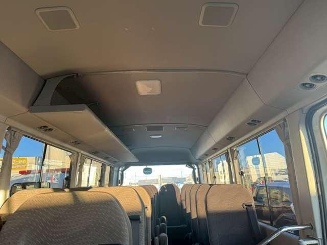 リエッセII ＧＸ　２８人乗り・自動スイングドア・オートマ・冷蔵庫・オートエアコン・ＥＴＣ・バックモニター・バックカメラ・ナビゲーション（62枚目）