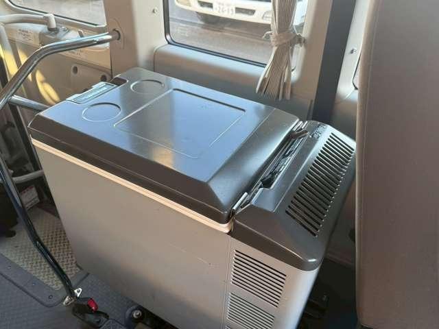 リエッセII ＧＸ　２８人乗り・自動スイングドア・オートマ・冷蔵庫・オートエアコン・ＥＴＣ・バックモニター・バックカメラ・ナビゲーション（65枚目）