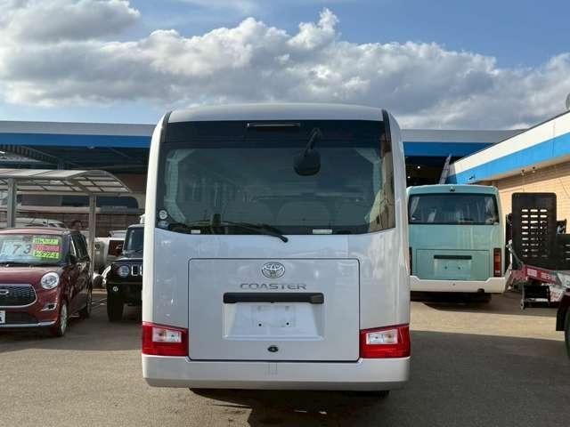 コースター ＧＸ　２８人乗り・自動スイングドア・オートマ・冷蔵庫・オートエアコン・ＥＴＣ・バックカメラ・ナビゲーション・オートステップ・リクライニングシート（30枚目）