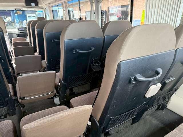 コースター ＧＸ　２８人乗り・自動スイングドア・オートマ・冷蔵庫・オートエアコン・ＥＴＣ・バックカメラ・ナビゲーション・オートステップ・リクライニングシート（47枚目）