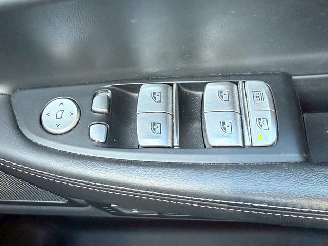 �{�X�Ɍy�����ԓ������W�����Ă���܂��B�X���ɖ������p�ł��S������T�������\�ł��I