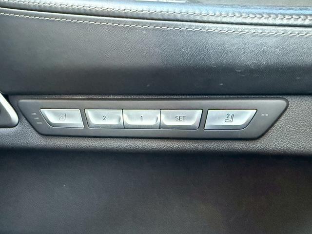 �i�r�E�d�s�b�E�h�����R���̃p�[�c�ޔ̔���t���s���Ă���܂��B���C�y�ɃX�^�b�t�܂ł����k�������B