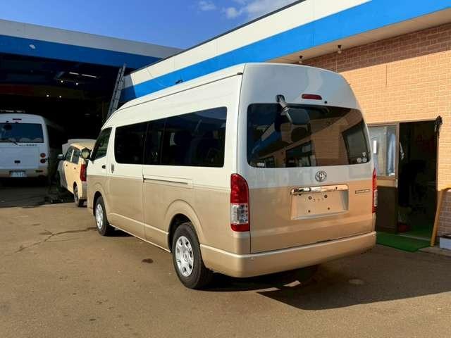 ��B�^�A�ǒ��w��H�ꊮ���B�������C��������̂ŁA�Ԍ��̍ۂɎԗ��𗤉^�ǂɎ������ޕK�v������܂���B�������I����ΕK�v���ނ��������ނ����ŐV�����Ԍ��؂����s���Ă��炦�܂��B