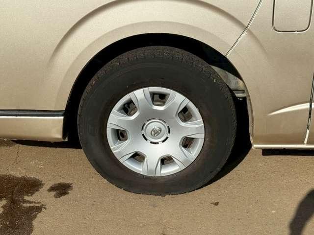 �i�r�E�d�s�b�E�h�����R���̃p�[�c�ޔ̔���t���s���Ă���܂��B���C�y�ɃX�^�b�t�܂ł����k�������B