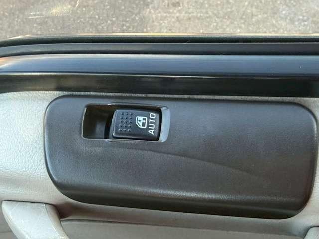 ローザ 　２９人乗り　エアサス・オートステップ・冷蔵庫・ＥＴＣ・フロントダウンエアサスニーリン付き・リクライニングモケットシート・１８０馬力・ターボ付き（25枚目）