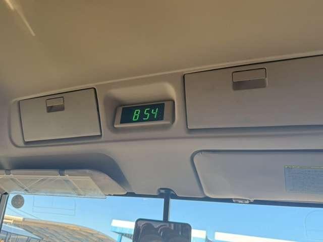 ローザ 　２９人乗り　エアサス・オートステップ・冷蔵庫・ＥＴＣ・フロントダウンエアサスニーリン付き・リクライニングモケットシート・１８０馬力・ターボ付き（59枚目）