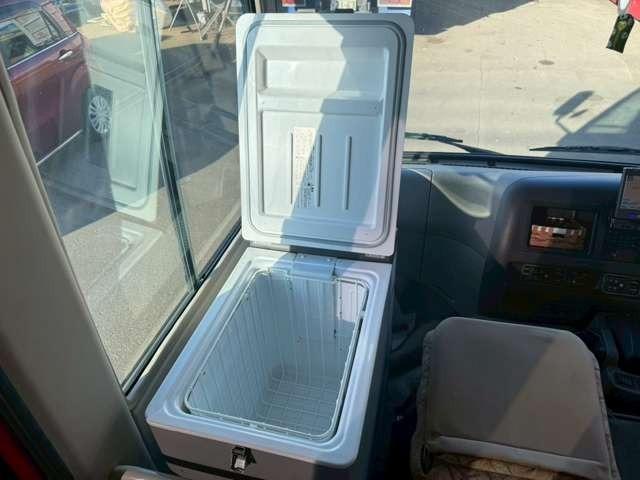 ローザ 　２９人乗り　エアサス・オートステップ・冷蔵庫・ＥＴＣ・フロントダウンエアサスニーリン付き・リクライニングモケットシート・１８０馬力・ターボ付き（64枚目）