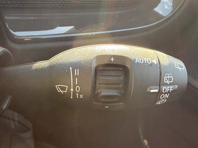 ��B�^�A�ǒ��w��H�ꊮ���B�������C��������̂ŁA�Ԍ��̍ۂɎԗ��𗤉^�ǂɎ������ޕK�v������܂���B�������I����ΕK�v���ނ��������ނ����ŐV�����Ԍ��؂����s���Ă��炦�܂��B