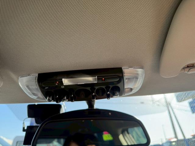 ��B�^�A�ǒ��w��H�ꊮ���B�������C��������̂ŁA�Ԍ��̍ۂɎԗ��𗤉^�ǂɎ������ޕK�v������܂���B�������I����ΕK�v���ނ��������ނ����ŐV�����Ԍ��؂����s���Ă��炦�܂��B